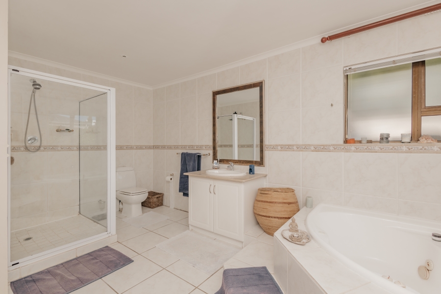 4 Bedroom Property for Sale in Welgedacht Western Cape